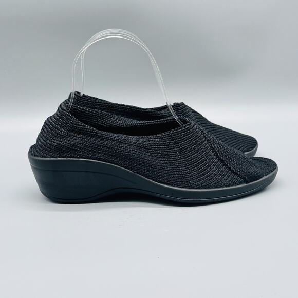 Arcopedico Shoes - Arcopedico Shoes Womens 37 US 6.5 Black Wedge Slip On Comfort Knit Portugal